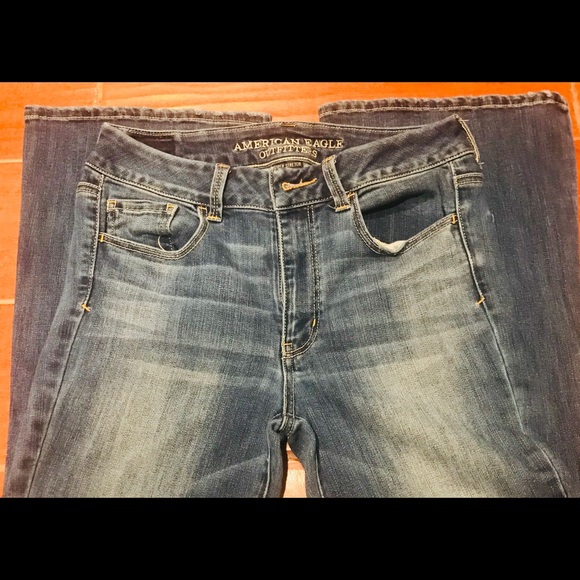 American Eagle Outfitters Denim - American Eagle Super Stretch Women’s Jeans